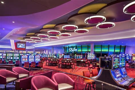 casino hotels in davenport iowa